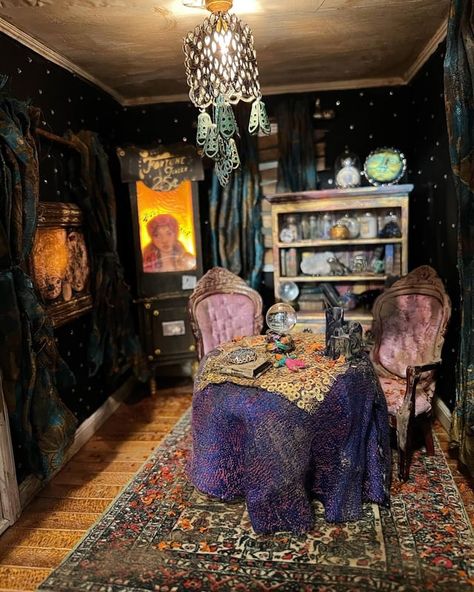 Victorian Library, Metal Room, Meditation Room Decor, Fortune Teller, Dream Room Inspiration, Meditation Room, Miniature Food, Room Aesthetic, House Inspo