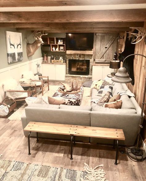 Country Living Decorating Ideas, Cozy Basement Ideas Rustic Modern, Basement Apartment Ideas Room Layouts, Cozy Basement Family Room, Cabin Basement Ideas, Rustic Basement Ideas, Basement Decoration, Basement Designs, List Inspiration