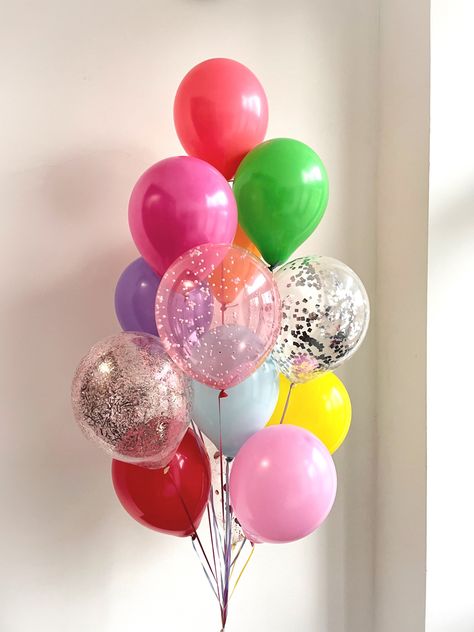 Balloon Bouquet 2nd Birthday, Bouquet Balon, Pastel Balloon Arrangement, Rainbow Balloon Bouquet, Rainbow Bouquet Balloons, Prime Party, Balloons Ideas, Beautiful Balloons, Birthday Card Design