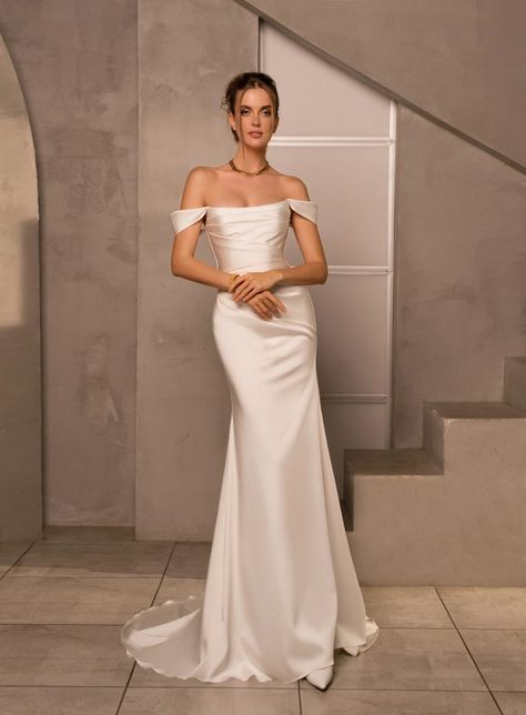 Satin Mermaid Wedding Dress, Classy Wedding Dress, Pretty Wedding Dresses, Silk Wedding Dress, Dream Wedding Ideas Dresses, Classic Wedding Dress, Satin Wedding Dress, Classy Wedding, Elegant Wedding Dress