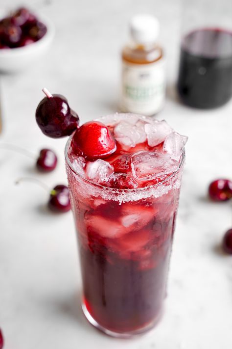 Tart Cherry Sleepy Time Mocktail - The All Natural Vegan Clean Goth, Black Cherry Juice, Cool Snacks, Mocktail Ideas, Cherry Drink, Cycle Phases, College Recipes, My Higher Self, Inflammation Recipes