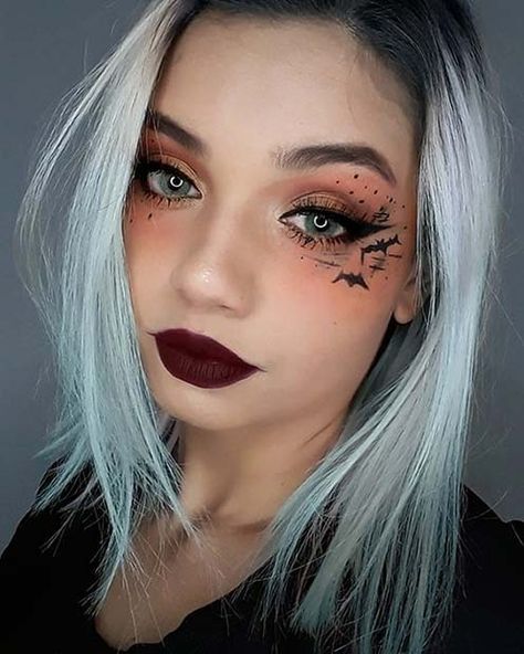 Everyday Halloween Makeup Looks, Halloween Themed Makeup Looks, Womens Bat Makeup, Cute Bat Makeup, Halloween Bat Makeup Ideas, Work Friendly Halloween Makeup, Cute Makeup Halloween, Haloween Mackup Ideas Simple, Bat Face Makeup