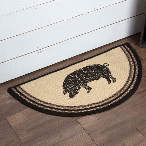 VHC Brands Sawyer Mill Pig Half Circle Jute Rug - 1'4.5" x 2'9", Black, Size 1'4.5" x 2'9" Pig Rug, Pig Silhouette, Rustic Area Rugs, Oval Area Rug, Pig House, Farmhouse Flooring, Vhc Brands, Braided Jute Rug, Cottage Style Decor