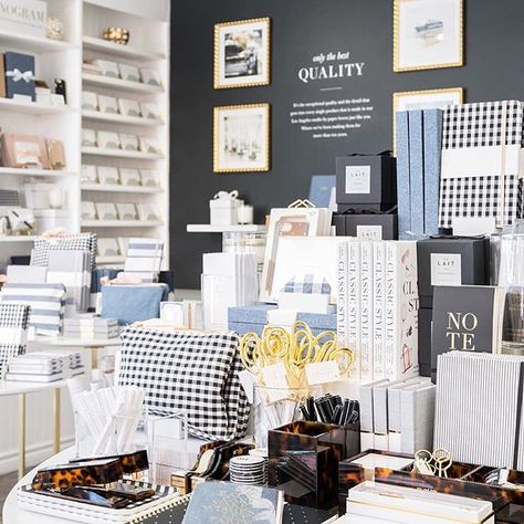 A place for everything, everything in its place. Ready for another busy Saturday at our Brentwood shop! #sugarpaper Stationery Display, Stationery Store Design, Gift Shop Interiors, Sugar Paper, Supermarket Design, Concept Shop, Stationary Shop, Retail Merchandising, Mansion Interior