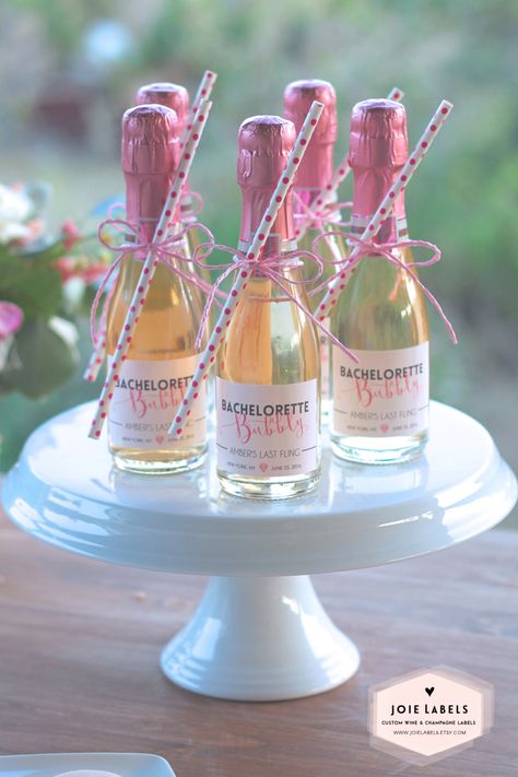 Where to Buy Mini Champagne Bottles for Wedding Favors Mini Champagne Labels, Creative Wedding Favors, Mini Champagne Bottles, Mini Wine Bottles, Champagne Bottle Labels, Champagne Label, Mini Champagne, Wedding Favors Cheap, Favors Diy