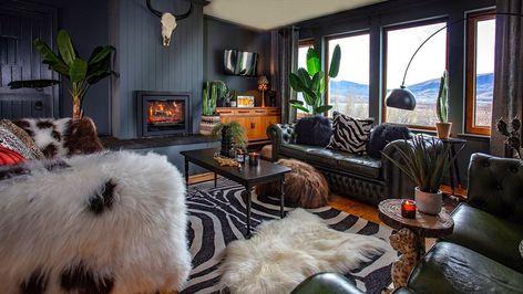 Coorie Scottish, Yellowstone Aesthetic, Scottish Interiors, Dark Boho Living Room, Scottish Cottages, Secondhand Furniture, Mosaic Rugs, Kitchen Decor Apartment, Mountain Design