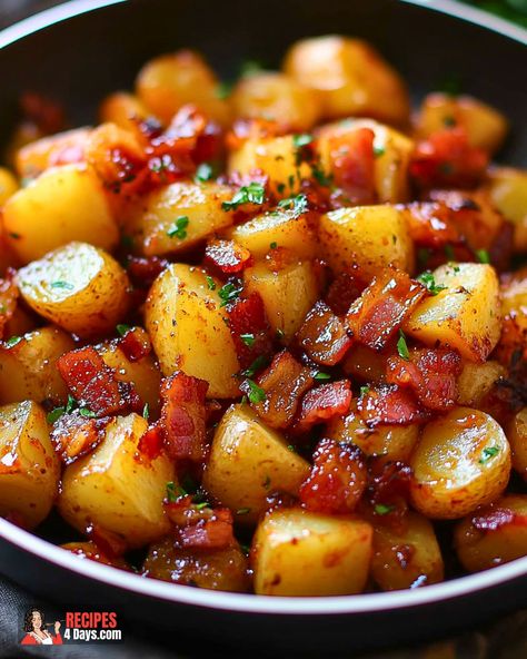 Spicy Potato Recipes, Honey Bacon, Spicy Potatoes, Bacon Potatoes, Grilled Sweet Potatoes, Bacon Potato, Cubed Potatoes, Sriracha Sauce, Crispy Potatoes