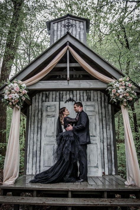 Dark & romantic style meets a wedding chapel in the woods Dark Romantic Style, Chapel In The Woods, Gatlinburg Weddings, Gothic Wedding Theme, Forest Backdrop, Smoky Mountain Wedding, Forest Backdrops, Goth Wedding, Picture Frame Designs