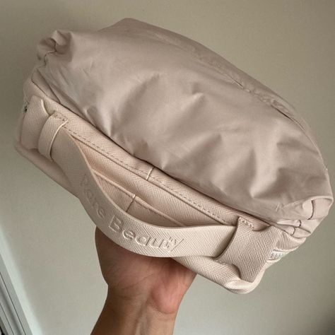 Rare beauty makeup bag puffy Rare Beauty Toiletry Bag, Rare Beauty Makeup Bag, Rare Beauty Bag, Rare Beauty Makeup, Rare Beauty, Beauty Bag, Makeup Bag, Beauty Makeup, Skin Care