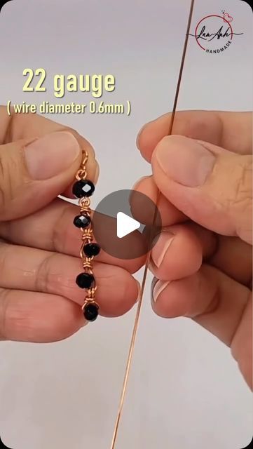 Simple Wire Bead Earrings, Dangle Earrings Diy, Wire Wrapped Earrings Tutorial, Wire Wrapping Techniques, Wire Wrapped Jewelry Diy, Beaded Earrings Diy, Jeweled Earrings, Brick Stitch Pattern, Jewelry Techniques