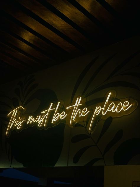 Mexican Restaurant Design, Written Quotes, Speakeasy Decor, Neon Beer Signs, Neon Bar Signs, Instagram Background, Feeling Pictures, Beer Signs, Hotel Boutique