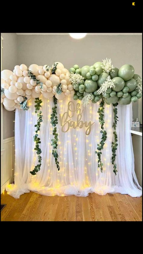 Bos Baby, Décoration Baby Shower, Baby Shower Decorations Neutral, Idee Babyshower, Curtain White, Baby Shower Theme Decorations, Baby Shower Deco, Green Baby Shower, Shower Backdrop