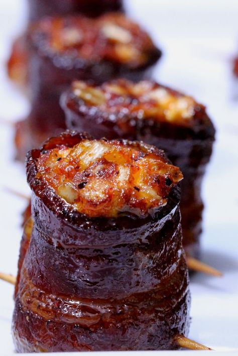 Smoked Pig Bites Smoked Pig Shots, Pig Shots, Dessert Chef, Pellet Grill Recipes, Traeger Recipes, Smoked Meat Recipes, Smoker Recipes, Smoked Food Recipes, Diced Onions