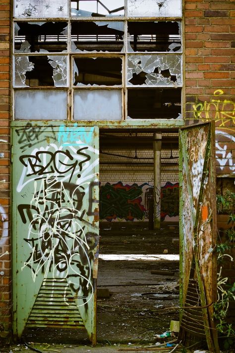 Green Printed Door Building Old Building Photography, Door Building, Urban Decay Photography, Derelict Buildings, Growth And Decay, Graffiti Photography, Building Photography, Old Abandoned Houses, Abandoned Ships