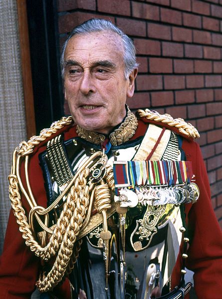 Lord Mountbatten by Allan Warren Louis Mountbatten, Lord Mountbatten, Royal Horse Guards, Household Cavalry, Royal Family Portrait, Military Dress, British Uniforms, Rainha Elizabeth Ii, English Royal Family