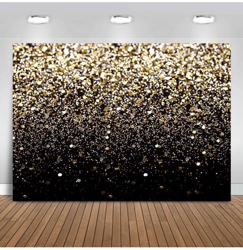 Decor Photobooth, 18th Party, Black And Gold Party Decorations, Prom Backdrops, Background Camera, Glitter Backdrop, Decorations Birthday Party, Black And Gold Theme, Photo Backdrop Christmas