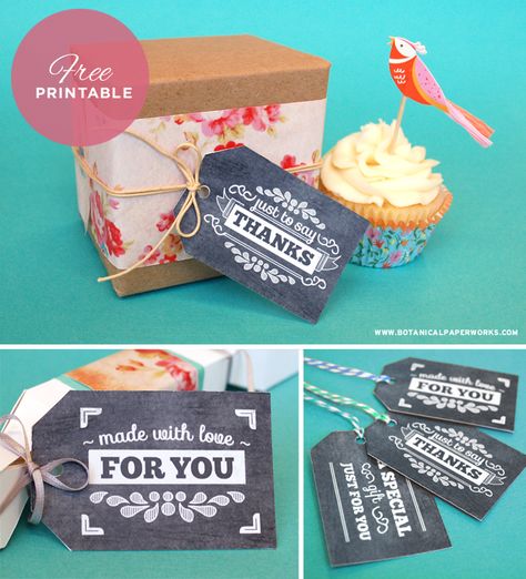 How cute are these! We're loving these Free Chalkboard Gift Tags from Botanical PaperWorks! Free Chalkboard Printables, Chalkboard Gift Tags, Vintage Chalkboard, Free Printable Tags, Free Printable Gifts, Free Printable Gift Tags, Free Wedding Printables, Diy Gift Baskets, Printable Gift Tags