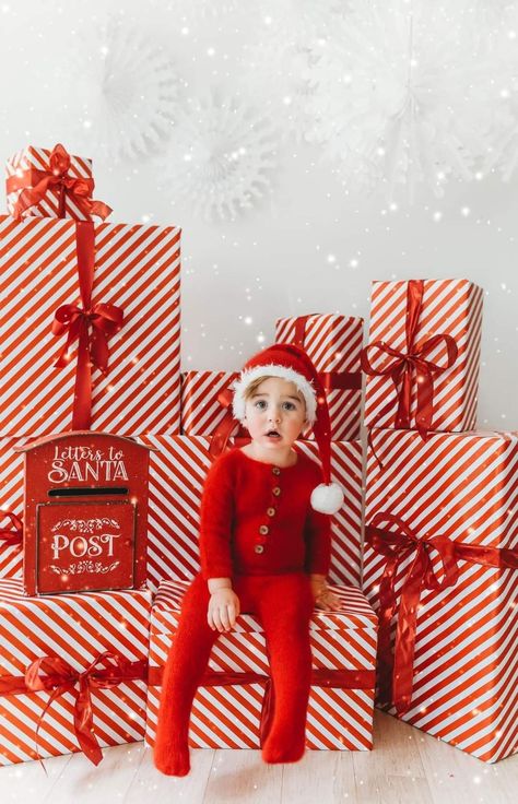 Indoors Christmas Photoshoot, Christmas Photo Setup Indoor, Colorful Christmas Mini Session, Kids Xmas Photoshoot Ideas, Red Backdrop Christmas Photoshoot, Cookies For Santa Photoshoot, North Pole Photo Shoot, Xmas Shoot Ideas, Red Background Christmas Photoshoot