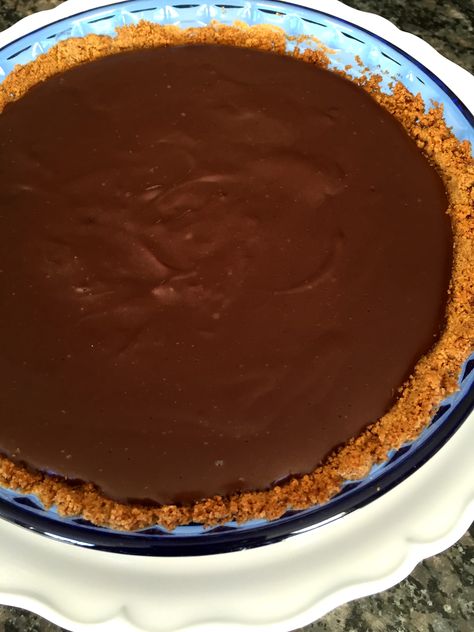 Eggless Pie, Chocolate Coconut Cream Pie, Chocolate Pumpkin Tart, Chocolate Pudding Pie, Chocolate Pie Filling, Chocolate Pie With Pudding, Creamy Pie, Pudding Pie, Chocolate Pie Recipes