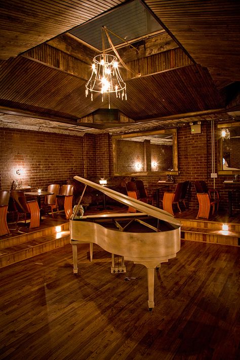 Piano Lounge, Lounge Aesthetic, Home Studios, Jazz Cafe, Home Nyc, Jazz Bar, Piano Bar, Bar Interior, Apartment Life