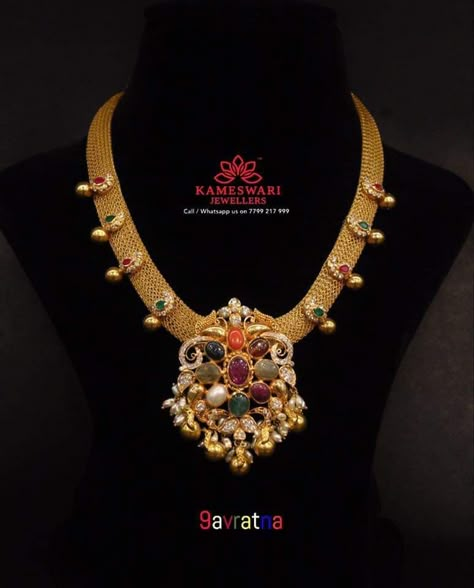 Navarathan Pendant, Navarathan Jewellers, Navratan Choker, Necklace Set Indian Bridal Jewelry, Gold Jewelry Prom, Temple Jewellery Earrings, Antique Necklaces Design, Antique Gold Jewelry Indian, Fancy Jewelry Necklace