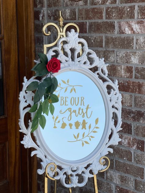 Beauty And The Beast Quince, Beauty And The Beast Wedding Theme, Beauty And Beast Birthday, Beauty And Beast Wedding, Beauty And The Beast Theme, Cupid's Bow, Disney Bridal Showers, Quince Decorations, Tema Disney