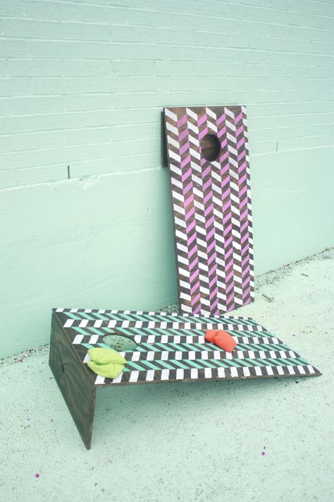 Diy Outdoor Games, Backyard Hacks, Outdoor Wedding Games, Diy Cornhole, Diy Cornhole Boards, Corn Hole Diy, Board Games Diy, Outdoor Games For Kids, Corn Hole Game