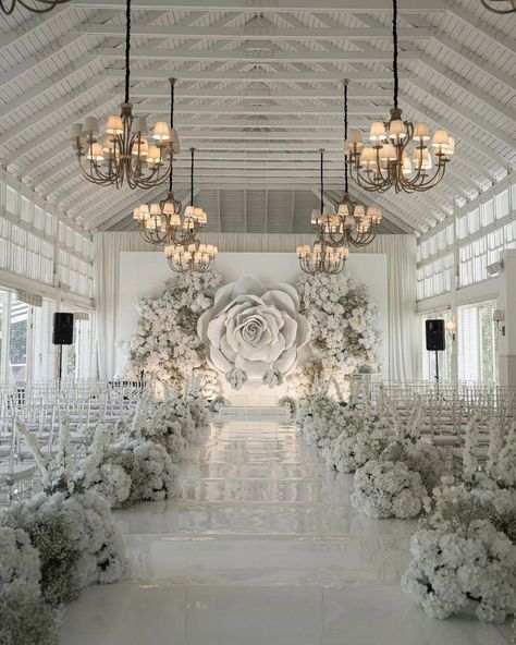 Holy Matrimony Decoration, Wedding Platform, Aisle Decorations, Holy Matrimony, Dream Wedding Decorations, Wedding Backdrop Design, Wedding Aisle Decorations, Engagement Decorations, Outdoor Wedding Decorations