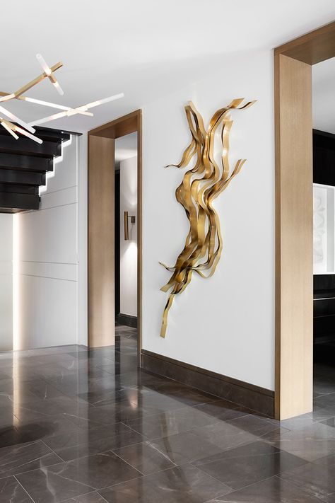 Kim Lambert Design Luxury Home Accessories, Funky Decor, Wall Sculpture Art, Wall Deco, Door Frame, Design Case, Metal Sculpture, Home Staging, Wall Sculptures