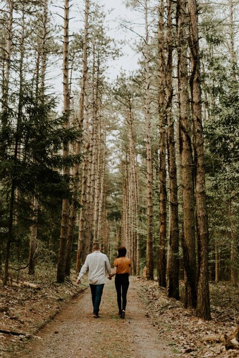 Forest Engagement Shoot, Engagement Forest, Realistic Wedding, Forest Engagement Photos, Country Engagement Pictures, Walking In The Woods, Couples Inspiration, Fall Engagement Pictures, Couples Ideas