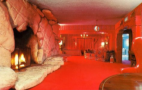 Madonna Inn – It’s Borderline – Voices of East Anglia Madonna Inn Rooms, Madonna House, Madonna Inn, Natural Stone Fireplaces, The Madonna, Bad Photos, Mid Century Architecture, Don Juan, Grandmas House