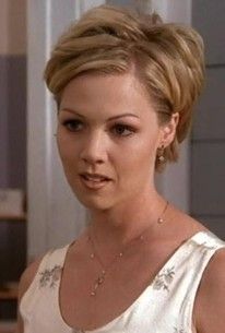 Kelly Taylor Hair, Kelly Taylor Short Hair, Jenny Garth Short Hair, Jennifer Gardner Short Hair, Jennie Garth Short Hair, Jennie Garth 2022, Jennie Garth 90210, Ginnifer Goodwin Pixie Back, Kelly 90210 Hair