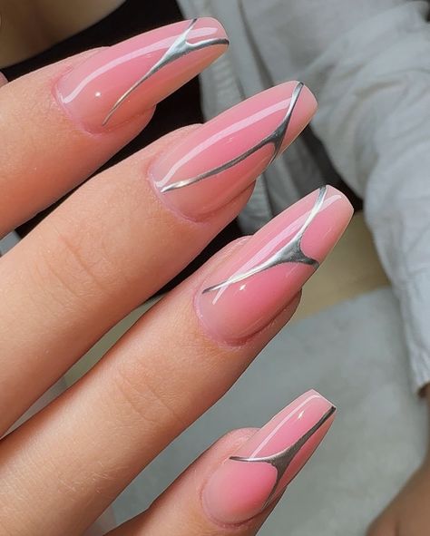 look at that blenddd! 🤩 these pink aura chrome nails are so cute. 🩷✨ gel fill w/ hand painted nail art <3 @stellar_gel - stellar bond - hard structure gel natural - breathless - island sunset - stellar shine top @madam_glam - 35% off code - jadeaesthetic35 - silver chrome gel paint #pinkaura #pinkauranails #pinkairbrushnails #pinkauranailart #auranails #auranail #airbrushnails #cyberpunknails #pinkcyberpunk #silvernails #pinkandsilvernails #aurachrome #aurachromenails #nailpromagazine #n... Pink Chrome Nails With Stars, Aura Nails With Chrome, Pink Futuristic Nails, Pink Aura Nails With Chrome, Purple Aura Nails Chrome, Gel Natural, Madam Glam, Airbrush Nails, Punk Nails