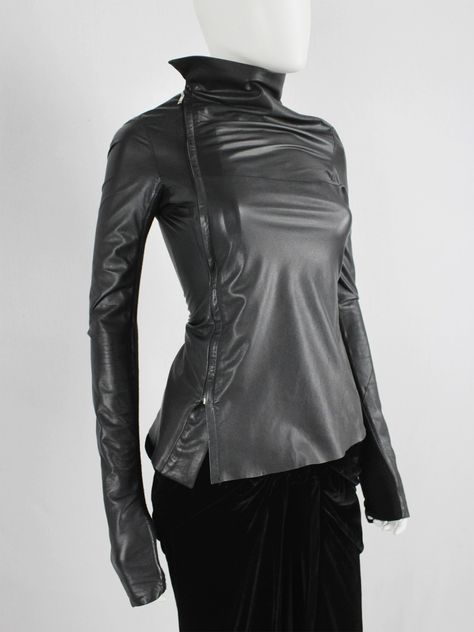 Rick Owens Womenswear, Rick Owens Leather Jacket, Leather Couture, French Vogue, Rick Owens Women, Rick Owens Jacket, Fashion 2024, Fall Jackets, Leather Design