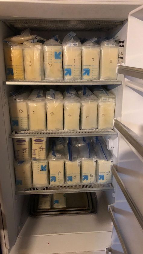 Freezer Stash Breastmilk, Storing Breastmilk In Freezer, Breastmilk Storage Organization, Breastmilk Freezer Storage, Freezing Breastmilk, Fertility Tea, Storing Breastmilk, Breast Milk Storage, Pumping Schedule