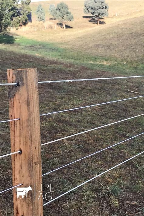 Rural Fencing, Livestock Fence, Post And Rail Fence, Horse Fence, Pasture Fencing, Equestrian Barns, Earth Bag Homes, Horse Fencing, Farm Plans