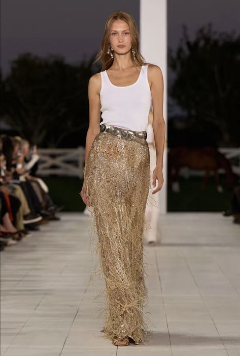 Blue Slip Dress, Slinky Dress, Column Skirt, Christy Turlington, Sport Chic, Spring Looks, Mode Inspiration, Looks Vintage, London Fashion Week