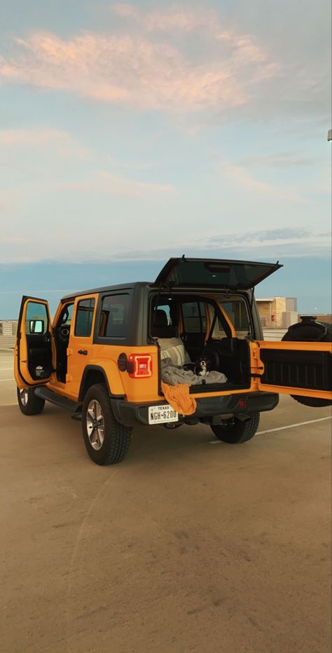 Orange Jeep Aesthetic, Jeep Life Aesthetic, Yellow Jeep Aesthetic, Colored Jeeps, Jeep Astethic, Girl Jeep Wrangler, Jeep Wrangler Aesthetic, Orange Jeep Wrangler, Yellow Jeep Wrangler