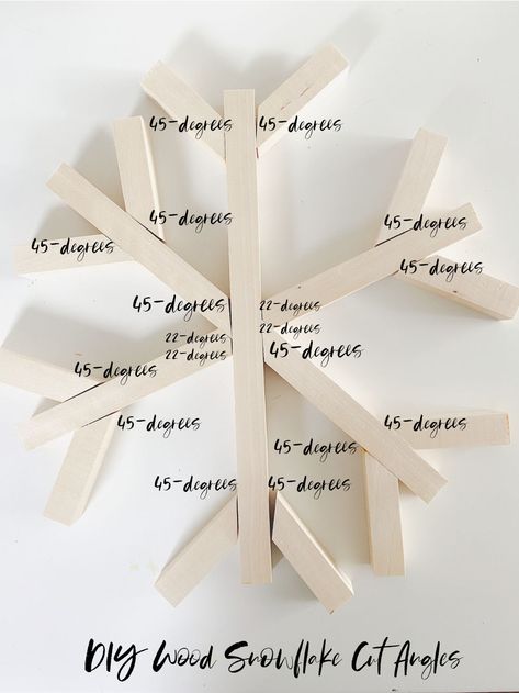 Scrap Wood Snowflake, Wood Craft Blueprints, Wooden Snowflakes Diy How To Make, Triangle Scrap Wood Projects, Diy Wood Snowflakes, Wooden Snowflakes Diy, Easy Woodworking Projects Diy, Christmas Diy Wood, Wood Snowflake