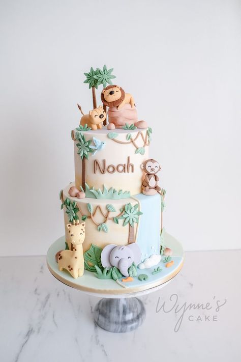 Tini Birthday, 1st Birthday Cake Boy, Birthday Cake Boy, Animal Baby Shower Cake, Jungle Safari Cake, Jungle Birthday Cakes, Safari Baby Shower Cake, Jungle Theme Cakes, 1st Bday Cake