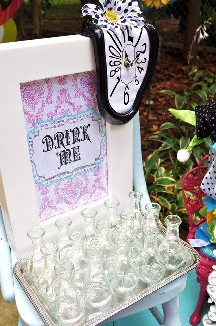 party ideas Birthday Themes For Adults, Alice In Wonderland Ideas, Tea Party Birthday Party, Alice In Wonderland Party Ideas, Wonderland Party Ideas, Mad Tea Parties, Mad Hatters Tea Party, Disney Birthday Party, Disney Theme Party