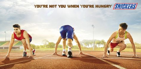 runners1_1500 Snickers Ad, Creative Advertising Campaign, Fruit Photography, Ads Of The World, Online Ads, Everyday Activities, Creative Posters, Advertising Agency, Creative Ads