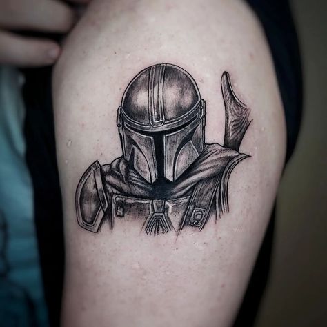 Dean Anthony Robinson on Instagram: “Madalorian tattoo from today with @big_maaac Really enjoyed this one. #mandalorian #mandaloriantattoo #myart #inkedguys #starwarstattoo…” Star Wars Tattoo Design, Tattoos Symbolizing Strength, Mandalorian Tattoos, Tattoos That Symbolize Strength, Mandalorian Tattoo, Symbols Of Strength Tattoos, Mandalorian Helmet, Bounty Hunters, Star Wars Tattoo