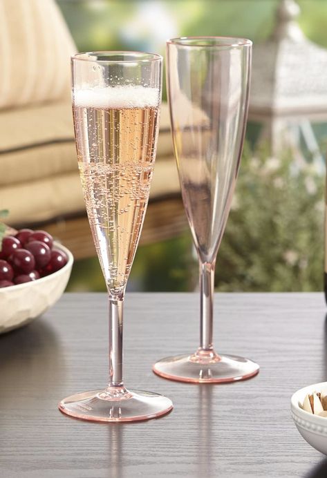 Personalized champagne flutes