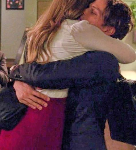 Criminal Minds JJ and Reid Season 11 Jj And Spencer Reid, Spencer Reid And Jj Kiss, Spencer Reid Season 7, Jj And Spencer, Spencer Reid Season 1, Spencer Reid And Jj, Jennifer Jareau, Aj Cook, Dr Reid