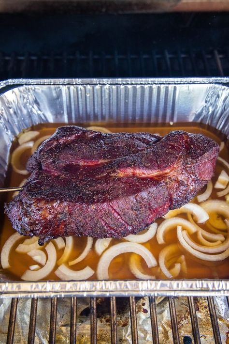 Electric Smoker Chuck Roast, Wacky Wednesday Meal Ideas, Chuck Roast On Pellet Grill, Smoked Chuck Roast Recipes, Mississippi Chuck Roast, Smoked Beef Chuck Roast, Smoked Pot Roast, Smoked Beef Roast, Pb Recipes