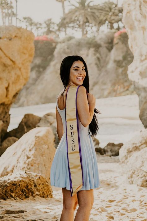 Gymnastics Senior Pictures, Beach Graduation Pictures, High School Graduation Pictures, Grad Picture Ideas, Cap And Gown Photos, Cap And Gown Pictures, Nursing Graduation Pictures, College Graduation Pictures Poses, College Graduation Photos