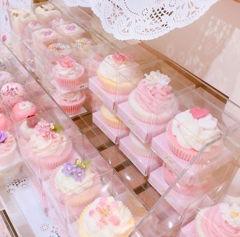 Pink And White, Frosting, Glass, Pink, White, Kawaii