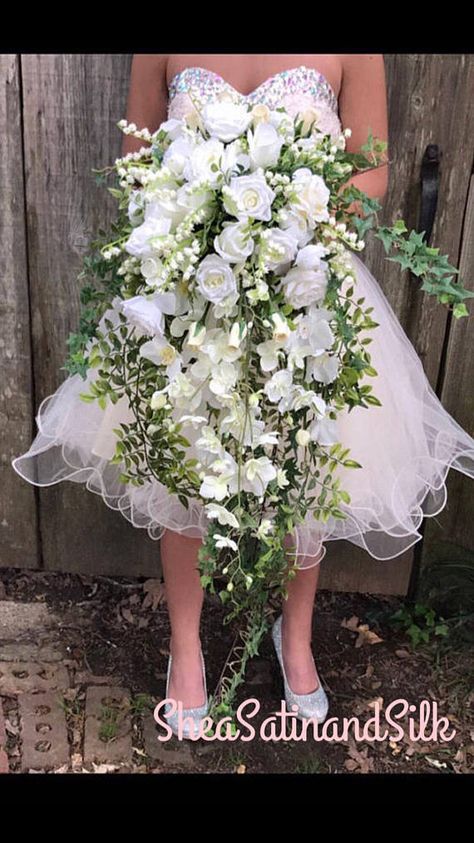 Cascading Princess Diana replica wedding bouquet Diana Wedding Bouquet, Royal Wedding Bouquet, Cascade Green, Princess Diana Wedding, Cascading Wedding Bouquets, Diana Wedding, Flower Girl Bouquet, Madison Wedding, Rose Bridal Bouquet