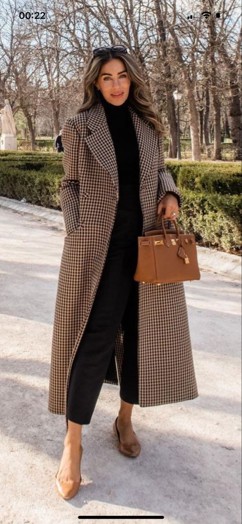 Old Money Fashion, Money Fashion, Quoi Porter, Professional Outfits Women, Business Outfits Women, Fashion Mistakes, Professional Outfits, Country Outfits, Winter Outfits Women